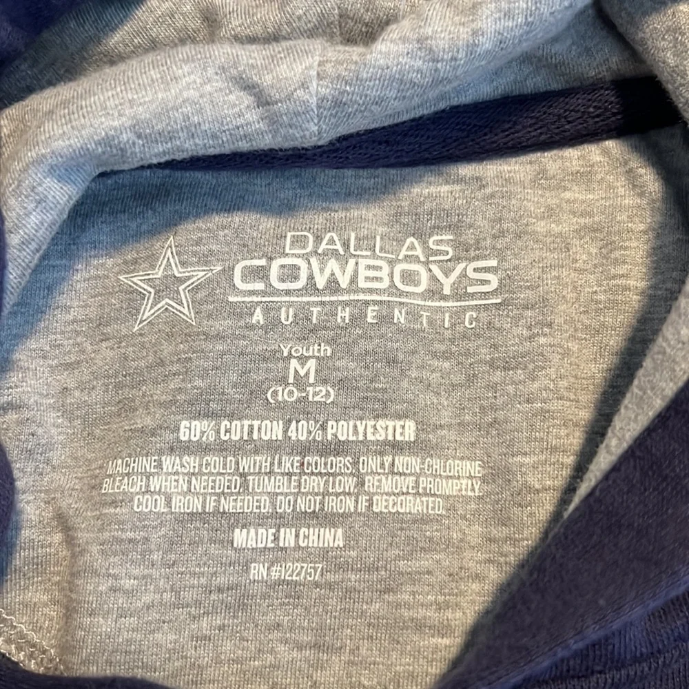 Dallas Cowboy Youth Navy hoddie sweater - Picture 8 of 9